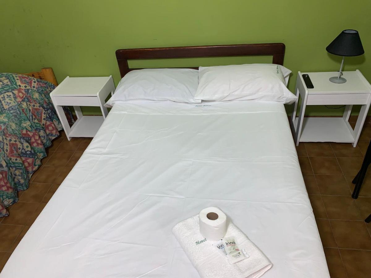 Hotel Atenas Buenos Aires Esterno foto